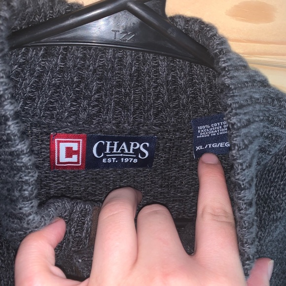 Chaps gray patched sleeve crew pop over sweater size XL - Picture 4 of 4